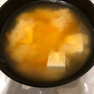 かつおだしの豆腐のお味噌汁